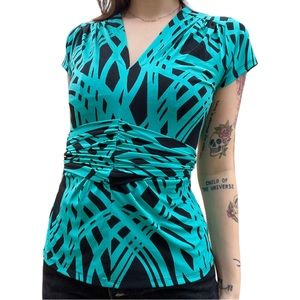 Funky Grunge Blouse • Size Medium 🖤🌿